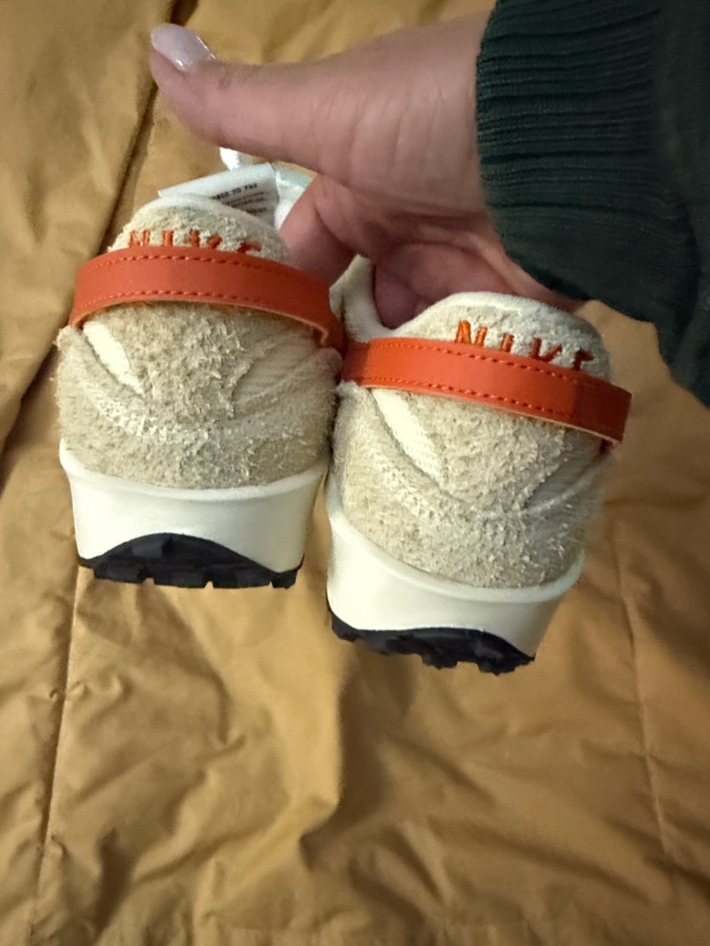 Nike Cream & Orange Retro Waffle Runners - Picture 2 of 6
